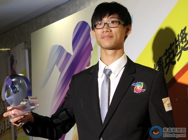 包含昆汀-皮特森荣获CBA最佳新秀奖,表现受好评的词条 包含昆汀-皮特森荣获CBA最佳新秀奖,表现受好评的词条