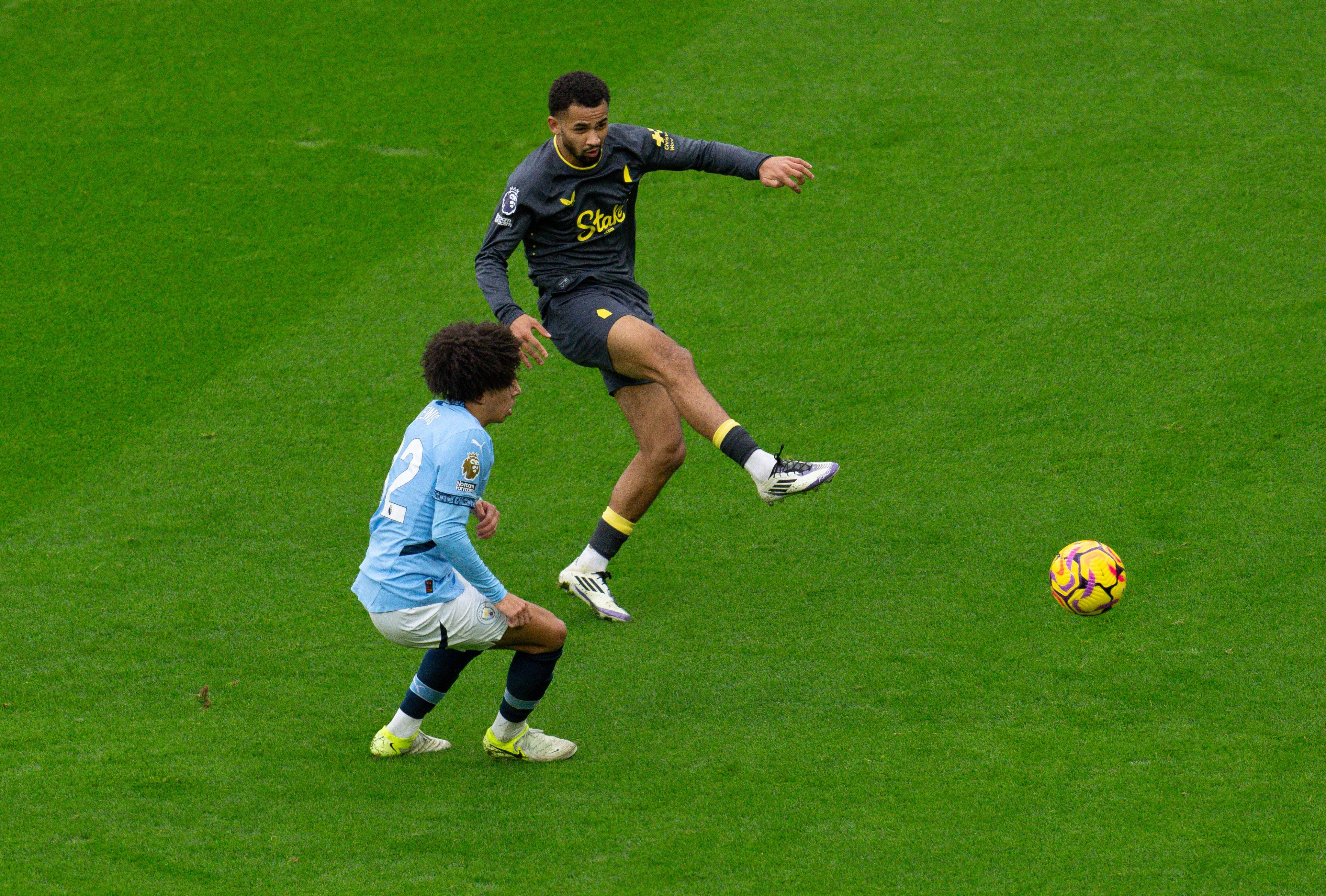 半岛体育中国官网-关于南安普顿逼平埃弗顿，保级形势稍有缓和！的信息