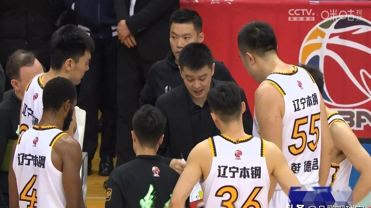 广厦男篮险胜吉林队，保持不败