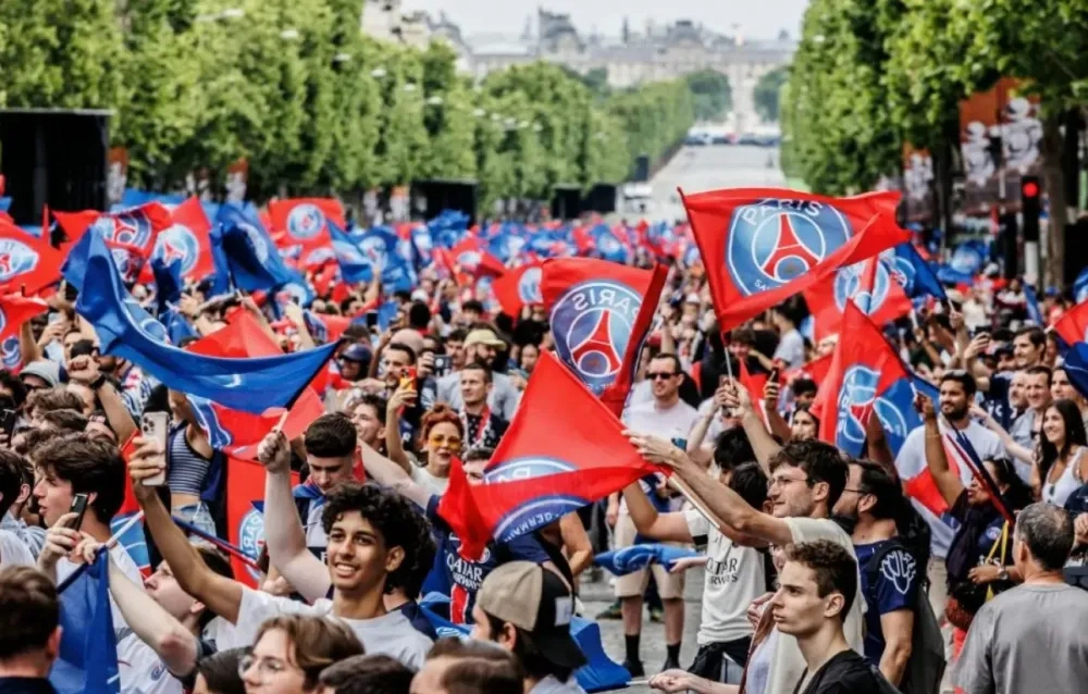 巴黎圣日耳曼阵容强大，挑战顽强