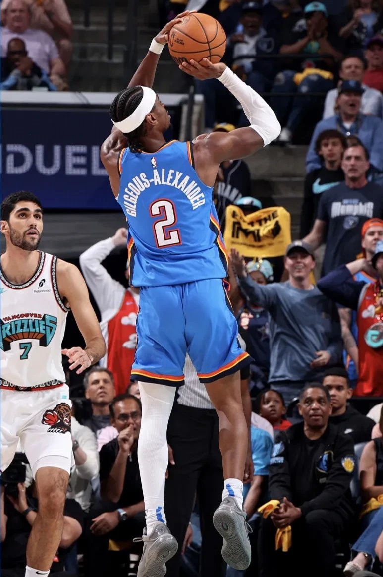 半岛体育app-包含灰熊主场击败独行侠，莫兰特贡献25分9助攻的词条