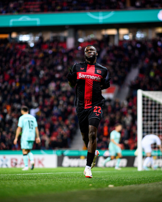 帕德博恩客场战平不来梅，保持不败纪录的简单介绍